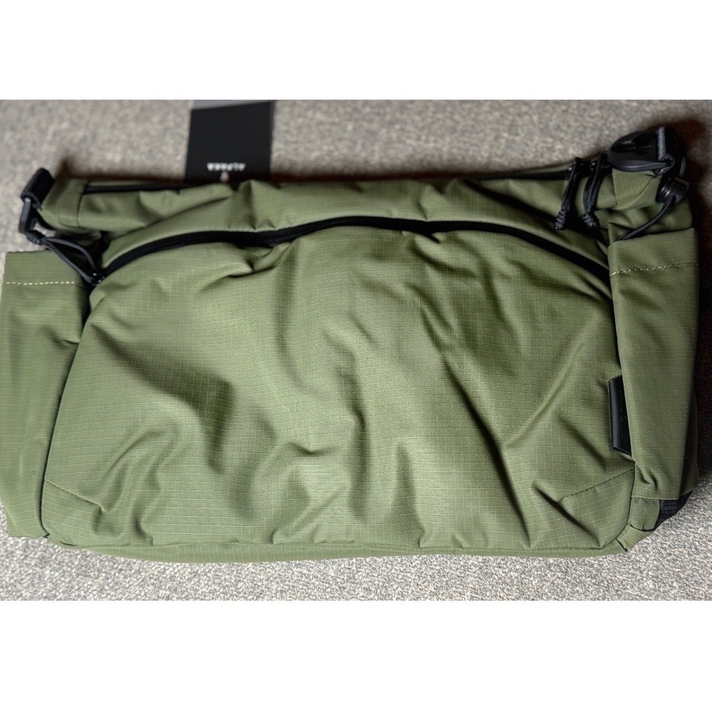 Alpaka Flight Satchel Green Axoflux 210D Recycled Crossbody Bag AD010860518 NWT